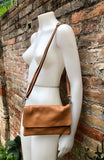 Small leather bag in camel brown. Tan crossbody bag, shoulder bag in GENUINE leather. Saddle brown bag with adjustable strap and zipper