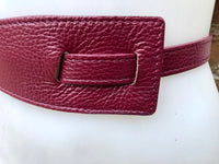 Obi belt in genuine leather. Burgundy wrap belt. Waist belt in PLUM. Wine red - purple wraparound belt. Genuine leather 80s style dress belt