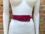 Obi belt in genuine leather. Burgundy wrap belt. Waist belt in PLUM. Wine red - purple wraparound belt. Genuine leather 80s style dress belt