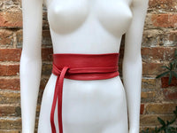 Obi belt in soft leather. Wrap belt in RED. Waist belt in terracotta red. Dress belt or sash. Wraparound boho leather belt. Genuine leather