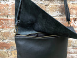 BLACK genuine leather bag. Cross body bag or shoulder bag in grain leather. Adjustable strap, zipper and flap. Medium size leather messenger