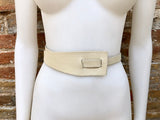 Leather 80s style obi belt . Wrap belt in cream - beige. Waist belt in genuine leather. Broken white wraparound belt. Cream dress belt