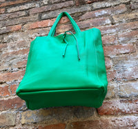 Shopper bag in GREEN. Genuine leather tote bag with ZIPPER. Laptop bag, office bag to carry your tablet or books. Large carry all hobo bag