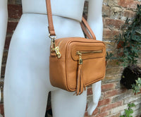 Small leather bag in Camel brown. Cross body bag, shoulder bag in GENUINE leather. Saddle brown leather bag with adjustable strap and zipper