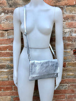 Small leather bag in SILVER. Cross body bag, shoulder bag in GENUINE leather. Metallic shine bag with adjustable strap, zipper and flap.