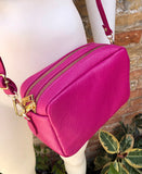 Small leather bag in fuchsia pink. Cross body bag, shoulder bag in GENUINE leather. Hot pink purse. Adjustable strap + zippers. Gold accents