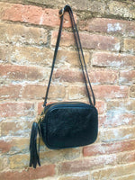 Small leather bag in black. Cross body bag, shoulder bag in GENUINE leather. Metallic shine leather bag with adjustable strap and zipper