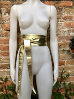 GOLD obi belt. Wrap belt in soft genuine leather. Wraparound waist belt.Wide style. Boho dress belt in metallic effect leather. Party belt