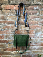 Suede leather bag in GREEN. 2 straps: suede + guitar strap. Cross body or shoulder bag in GENUINE leather. Small GREEN purse with zipper.