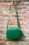 Small leather bag in GREEN. Cross body bag, shoulder bag in GENUINE leather. Green leatherpurse with adjustable strap and zipper