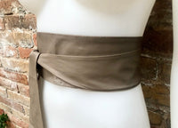 LIGHT BROWN obi belt. Wrap belt in soft genuine leather. Wraparound waist belt. Wide style. Boho dress belt in taupe brown leather