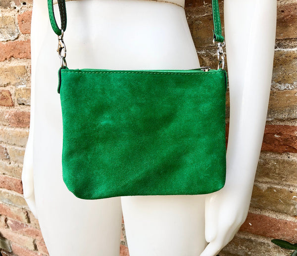 Suede leather bag in GREEN. Cross body bag, shoulder bag in GENUINE leather. Small leather bag with adjustable strap and zipper.