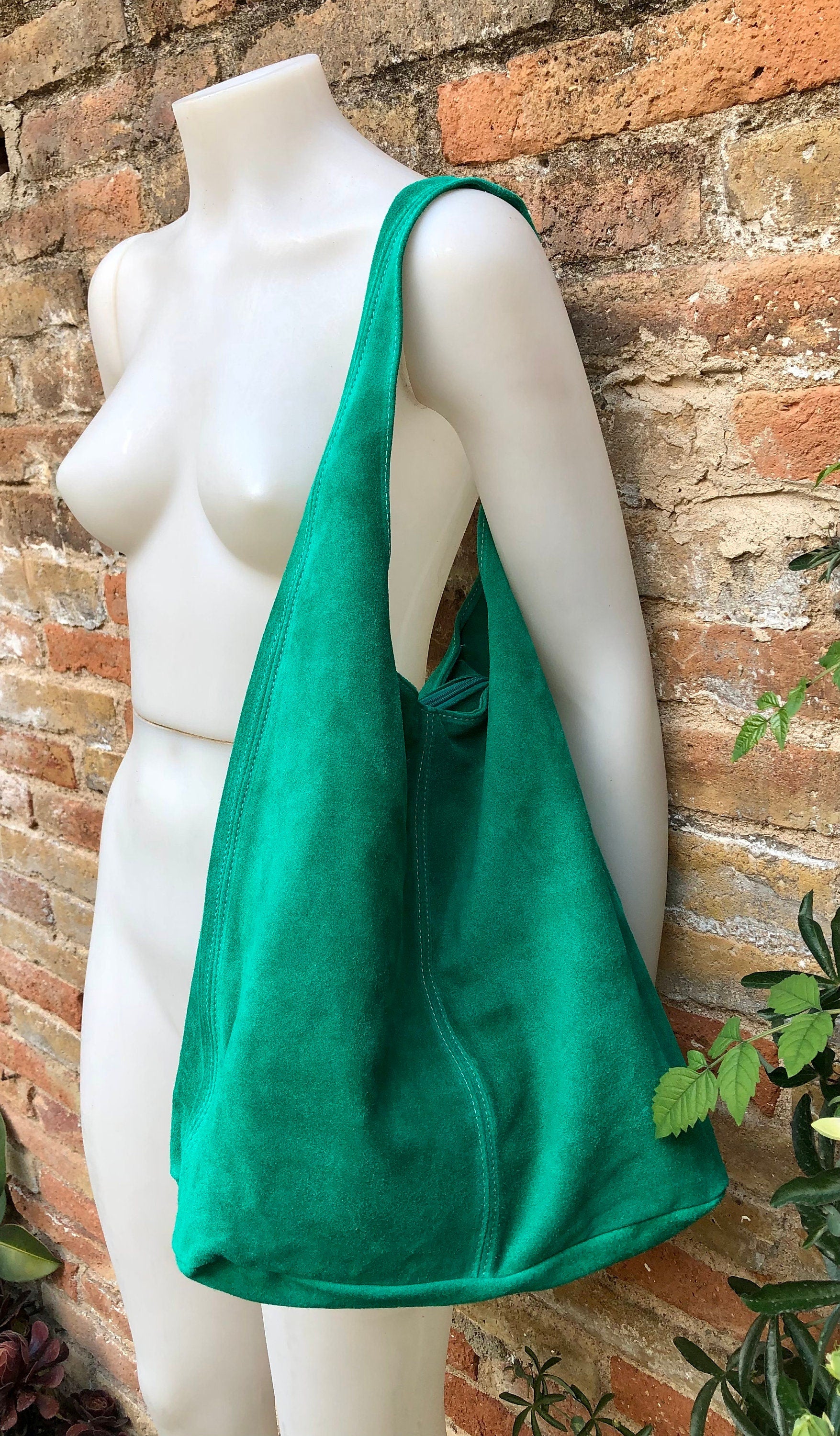 Large TOTE leather bag in GREEN with ZIPPER. Soft natural suede genuine leather shopper. Bohemian bag. Green suede slouch bag. Carry all bag