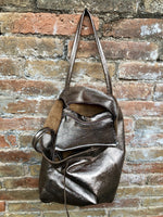 Tote leather bag in BRONZE with zipper. Leather shopper in GENUINE leather. Large carry all bag for your laptop, books. BRONZE leather purse