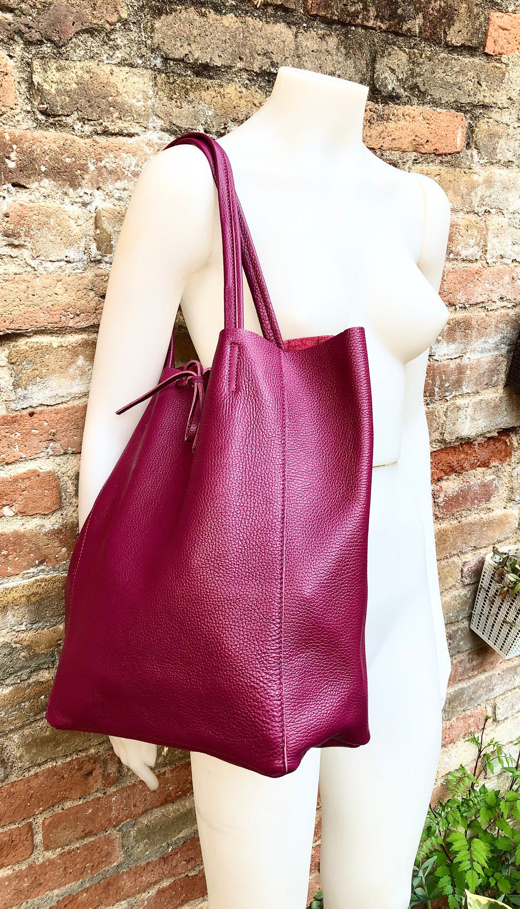 Tote leather bag in PLUM burgundy. Leather shopper bag in soft natural GENUINE leather. Large wine red carry all bag for your laptop, books