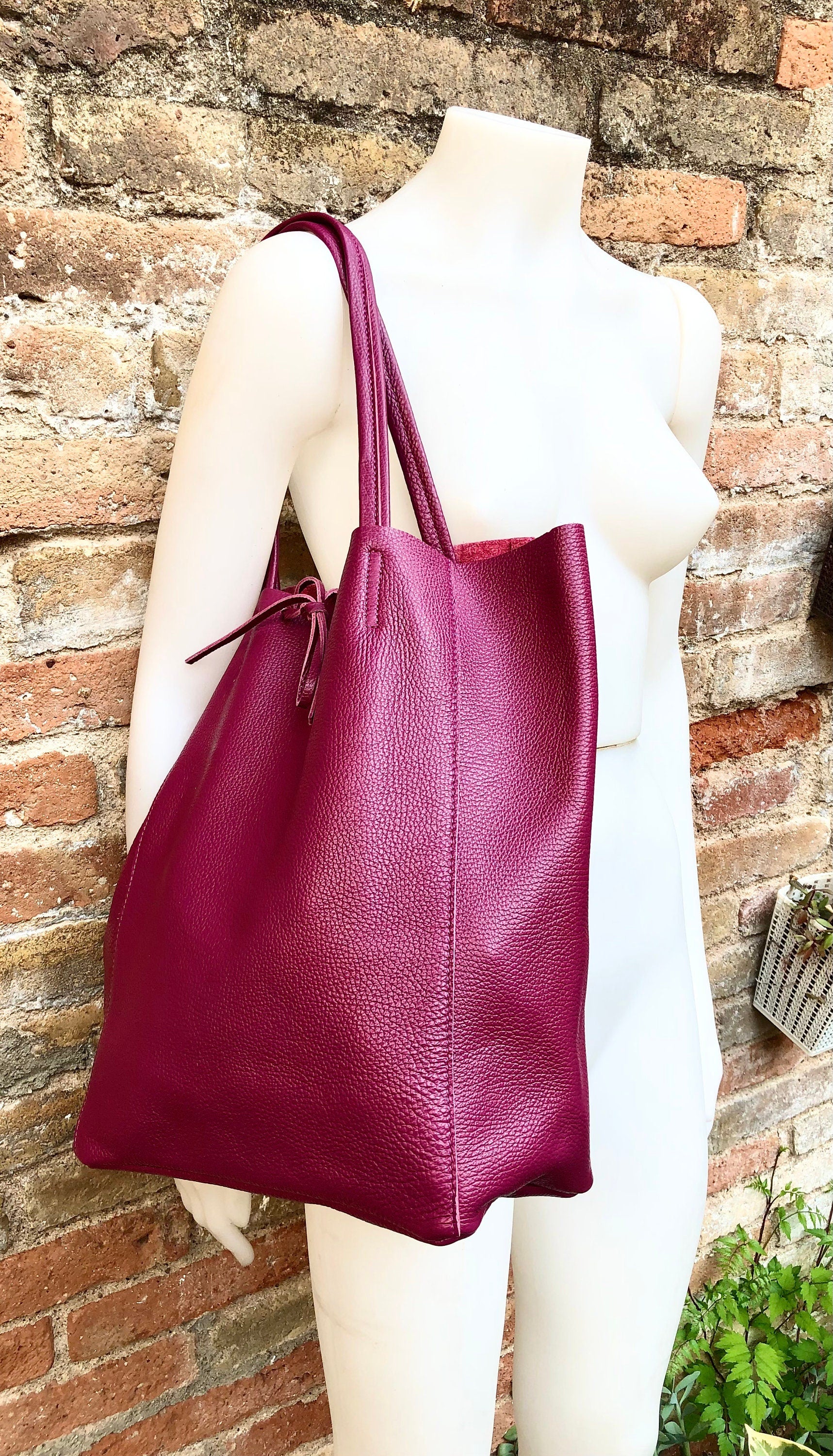 Tote leather bag in PLUM burgundy. Leather shopper bag in soft natural GENUINE leather. Large wine red carry all bag for your laptop, books