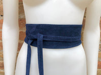 Obi belt in suede.Wrap belt in NAVY BLUE. Genuine leather wraparound belt in BLUE. Navy color belt,. Blue leather belt, Navy blue boho belt