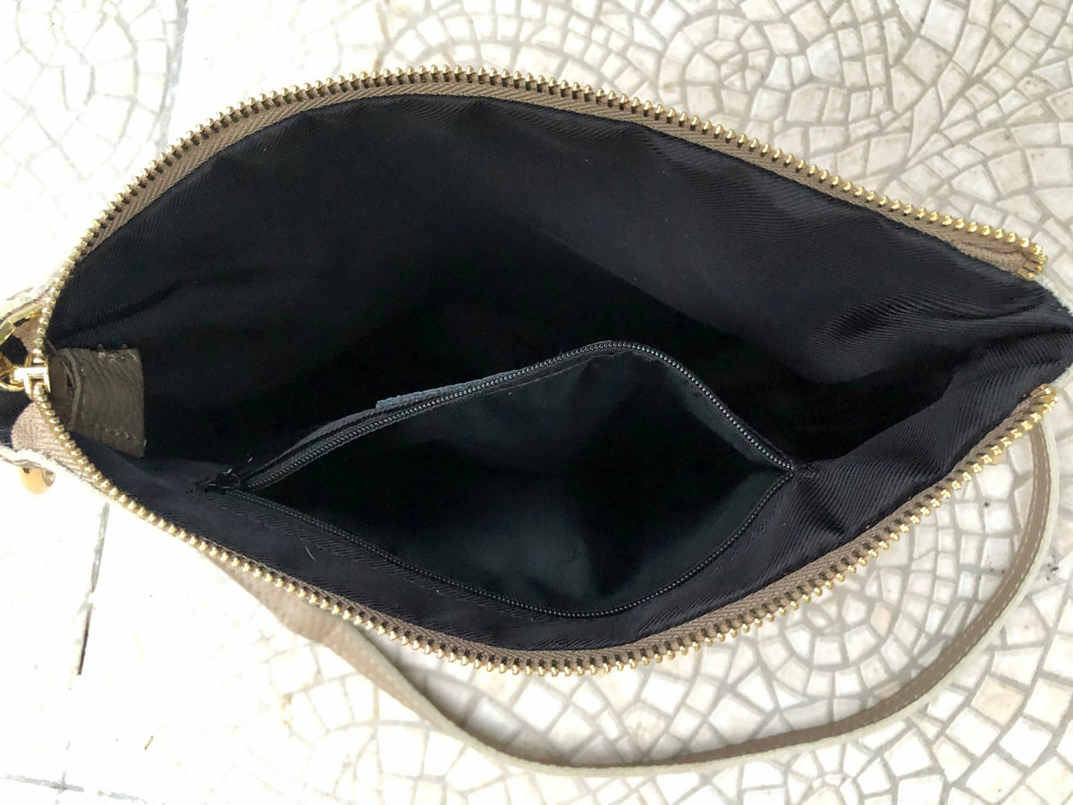 GREEN leather bag. Green cross body / shoulder bag. Genuine leather purse with adjustable strap and zipper. Soft leather bag