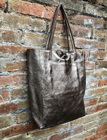 Tote leather bag in BRONZE with zipper. Leather shopper in GENUINE leather. Large carry all bag for your laptop, books. BRONZE leather purse