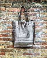 Tote leather bag in BRONZE. Metallic effect genuine leather shopper. Large carry all bag for your laptop, books. BRONZE soft leather purse.