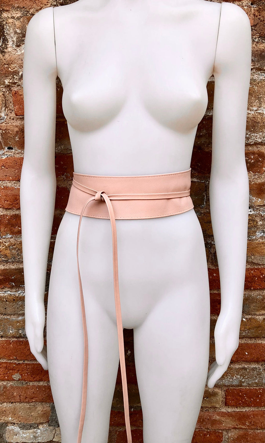 Wraparound belt in soft leather. Wrap belt in light peach PINK. Longer option. Genuine leather pink wrap belt. Boho pink dress belt