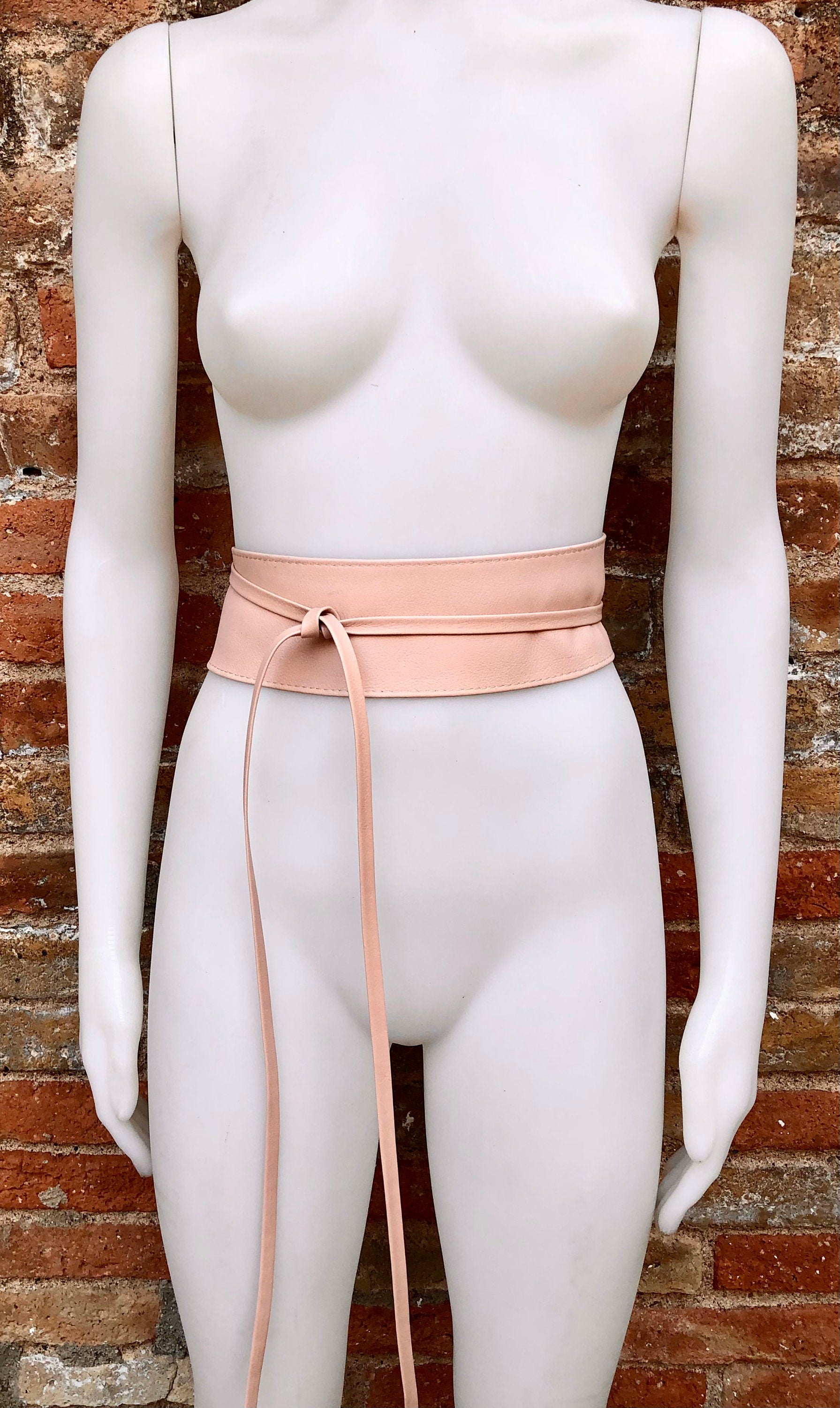 Wraparound belt in soft leather. Wrap belt in light peach PINK. Longer option. Genuine leather pink wrap belt. Boho pink dress belt