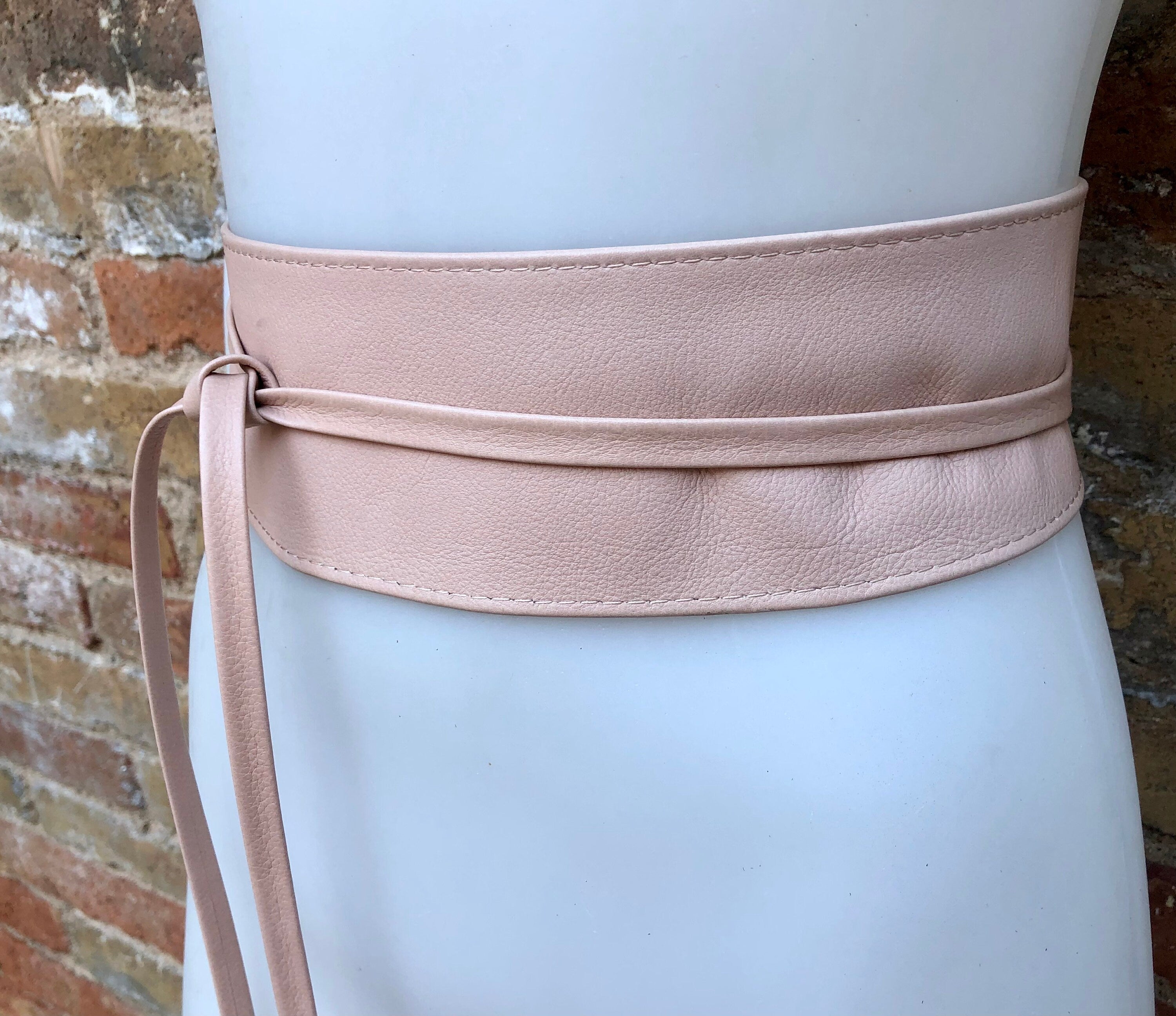 Wraparound belt in soft leather. Wrap belt in light peach PINK. Longer option. Genuine leather pink wrap belt. Boho pink dress belt