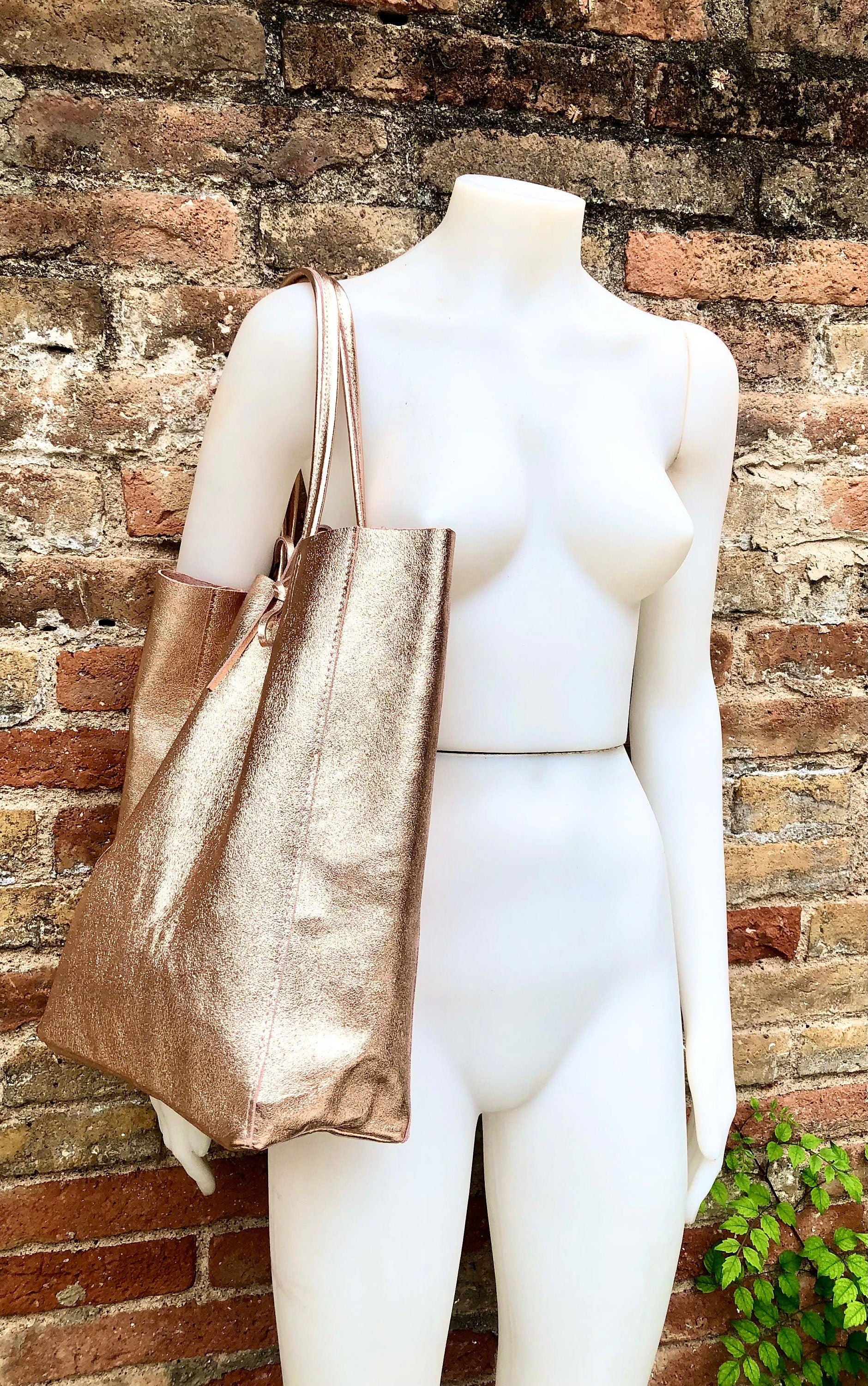 PINK GOLD tote leather bag. Genuine leather shopper. Large carry all bag for your laptop / books. Metallic pink leather purse. Rose gold bag