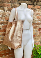 PINK GOLD tote leather bag with ZIPPER. Genuine leather shopper. Large carry all bag for your laptop / books. Metallic pink leather purse.