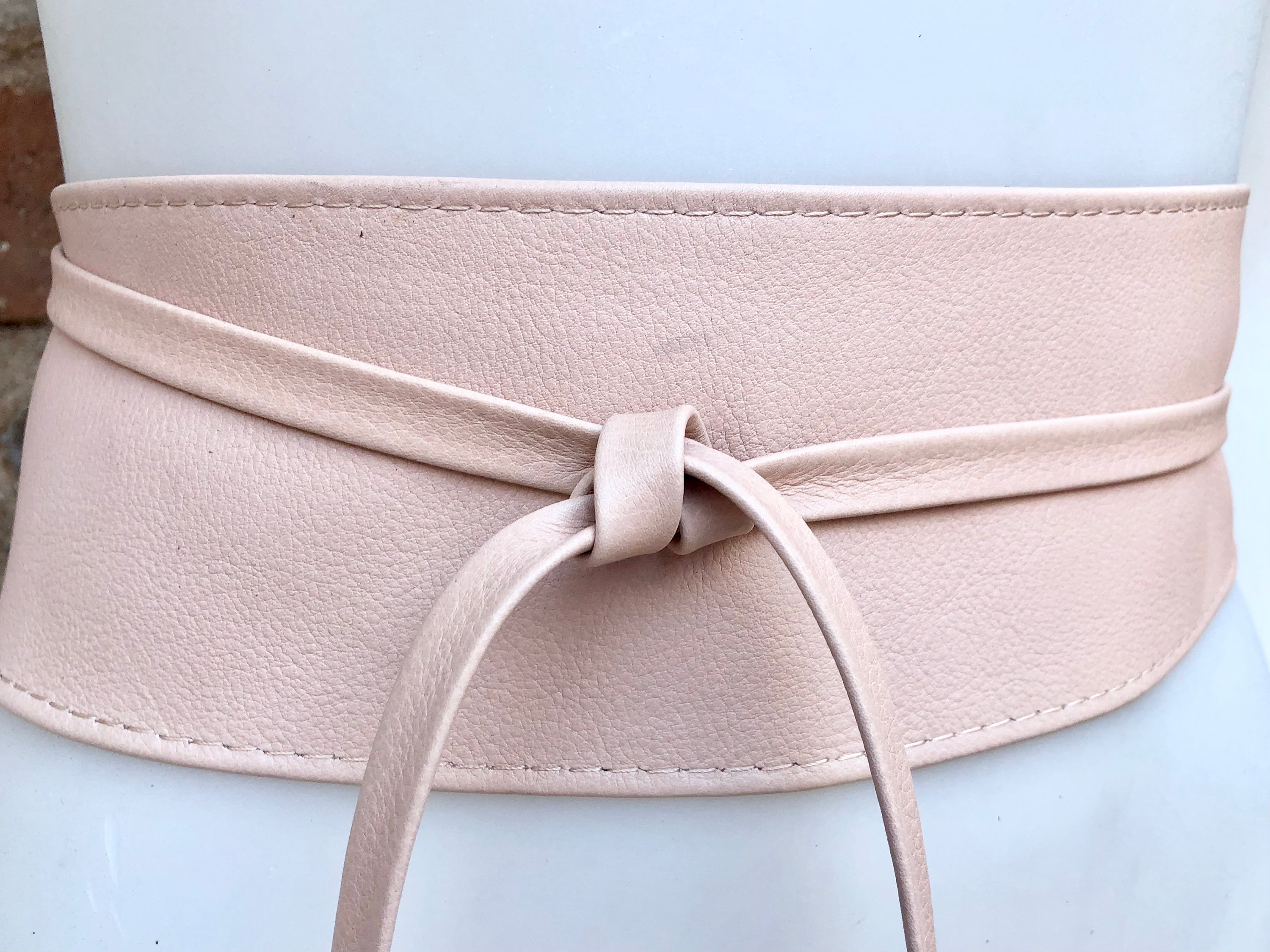Wraparound belt in soft leather. Wrap belt in light peach PINK. Longer option. Genuine leather pink wrap belt. Boho pink dress belt
