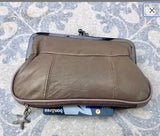 Genuine leather kiss lock purse. Retro inspired wallet with separate zipper for cards. Soft leather grandma purse. Metallic frame in silver