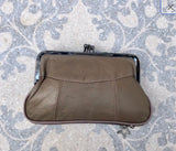 Genuine leather kiss lock purse. Retro inspired wallet with separate zipper for cards. Soft leather grandma purse. Metallic frame in silver