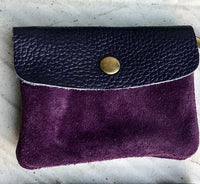 Small coin purse in genuine leather with 3 pockets, zipper and flap. Fits credit cards, coins, bills. Retro style soft leather wallet.