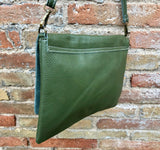 Dark GREEN cross body / shoulder bag. Genuine leather bag. Medium sized flat messenger bag with zipper + adjustable strap. Khaki green purse