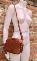 Small leather bag in COPPER. GENUINE leather Crossbody / shoulder bag. Metallic shine leather bag. Adjustable strap + zipper. Copper purse