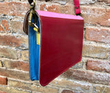 Small cross body bag in genuine leather. Enveloppe bag with adjustable strap + flap. Boho multicolor purse in green, blue, pink, burgundy