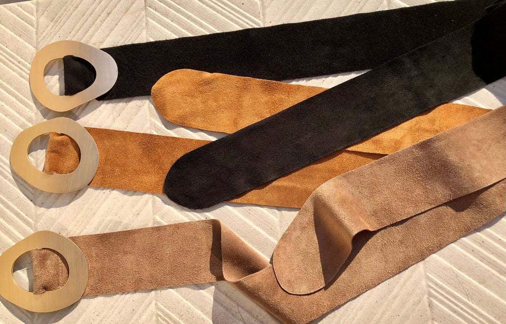 Rusty brown suede waist belt with large metal buckle. Soft suede belt in saddle brown. Camel boho suede belt. Genuine natural suede leather.