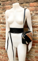 Leather bag + wrap belt set in metallic shine leather. Pink gold, beige and BLACK crosbody or shoulder bag + obi waist belt. Disco 70s purse