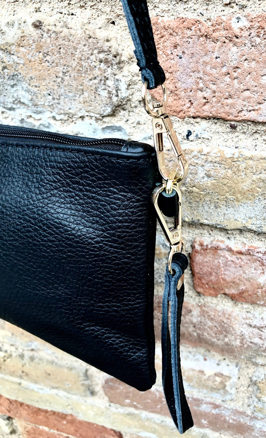 Small leather bag in black. GENUINE leather crossbody / shoulder bag . BLACK leather bag with adjustable strap. Small black leather purse