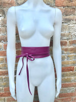 PLUM purple obi belt in soft leather. Wrap belt in purple-burgundy. Wide waist belt in genuine leather. Wraparound belt. Wine red boho sash