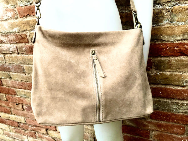 Beige suede leather bag. Boho messenger bag. GENUINE LEATHER Cross body or shoulder bag. Beige suede leather purse with zipper