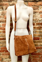 Camel brown leather bag. Boho messenger bag. GENUINE LEATHER Cross body or shoulder bag. Saddle brown suede leather purse with zipper