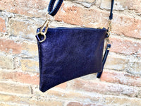 Small leather bag in METALLIC PURPLE. Cross body, shoulder bag or wristlet in GENUINE leather. Purple leather purse + adjustable strap