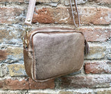 Small leather bag in pink gold. Cross body / shoulder bag. Metallic shine genuine leather bag. Pink purse. adjustable strap and zipper