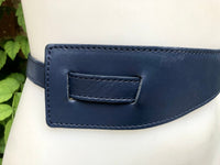 Leather 80s style obi belt . Wrap belt in NAVY BLUE. Waist belt in genuine leather. Dark blue wraparound belt. Bluedress belt