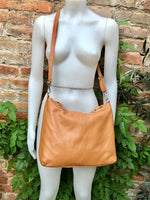 CAMEL BROWN genuine leather bag. Hand / shoulder / crossbody bag. Removable longer adjustable strap. Light tobacco shopper bag. Taupe purse