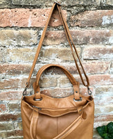 CAMEL BROWN genuine leather bag. Hand / shoulder / crossbody bag. Removable longer adjustable strap. Light tobacco shopper bag. Taupe purse