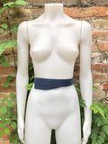 Leather 80s style obi belt . Wrap belt in NAVY BLUE. Waist belt in genuine leather. Dark blue wraparound belt. Bluedress belt