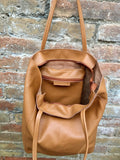 Tote leather bag in CAMEL brown. Genuine leather shopper in saddle brown closed with a ZIPPER . Large TAN brown bag for your laptop, books