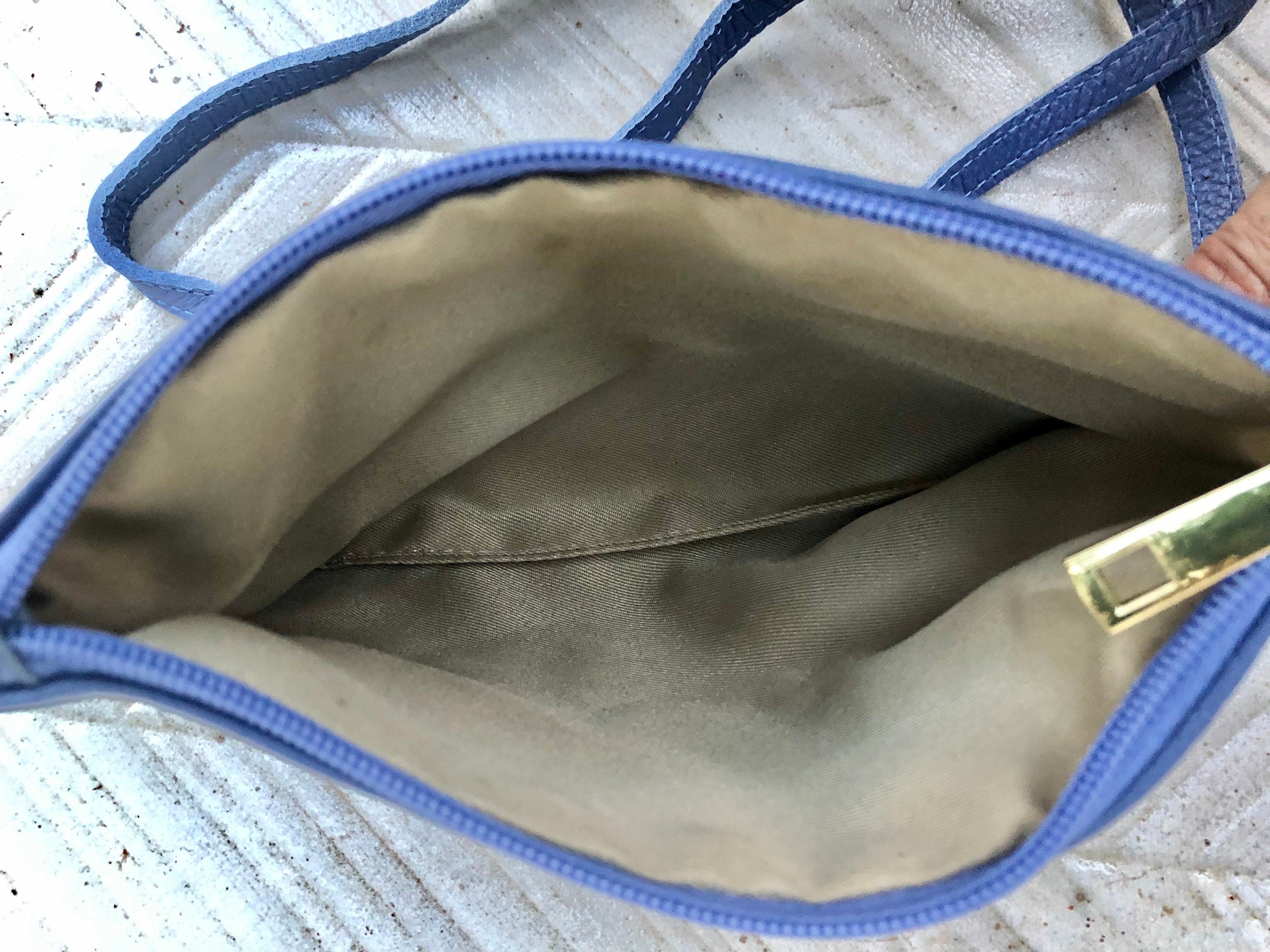 Small leather bag in PURPLE. Violet crossbody / shoulder bag or wristlet in GENUINE leather. Mauve leather purse + adjustable strap.